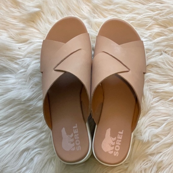 Sorel Women’s Cameron Slip On Leather Flatform Crisscross Mule Sandal Size 9.5 - Picture 2 of 11